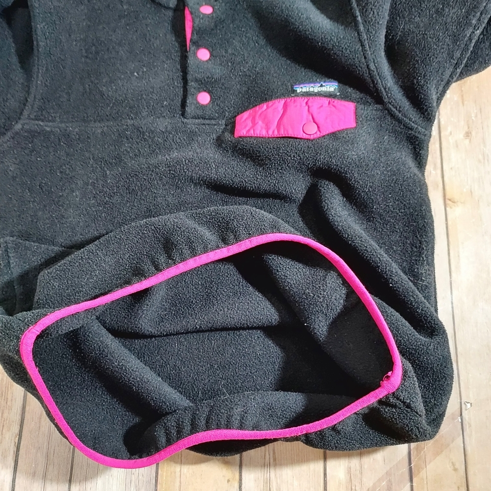 Patagonia Synchilla black/pink Snap-T fleece pullover S - Picture 6 of 12